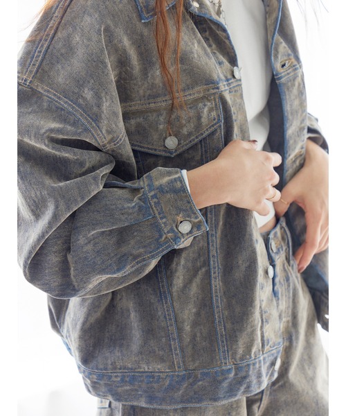 Ungrid(アングリッド)の「フロッキー起毛デニムジャケット(デニムジャケット・レディース・ベージュ/ブラック・FREE)」の10枚目の写真