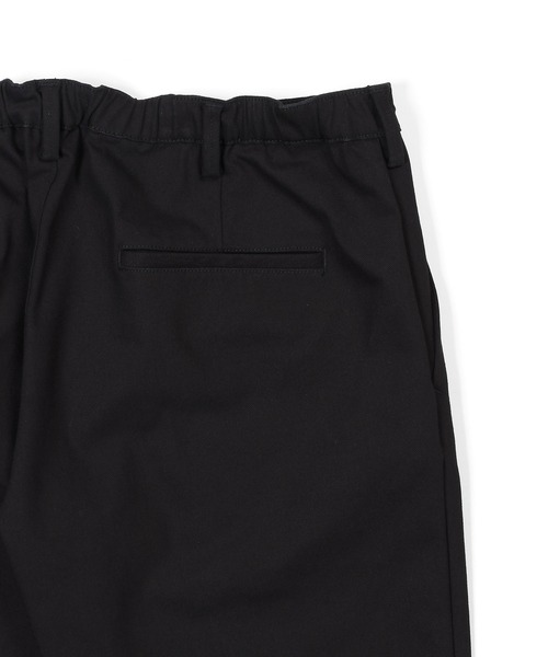 The DUFFER of ST.GEORGE（ザダファーオブセントジョージ）の「MONSTER STRETCH CHINO SLACKS：モンスターストレッチ チノクロス スラックス（スラックス・メンズ・ブラック・SMALL/MEDIUM/LARGE/X-LARGE）」の9枚目の写真