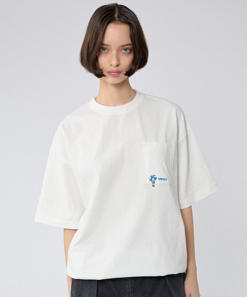 ONCILY(オンシェリー)の「SUMMER POCKET LOGO T-SHIRT / ポケットロゴTシャツ(Tシャツ/カットソー・メンズ・ホワイト系その他/ホワイト系その他2/オフホワイト/ブラック/その他・LARGE/SMALL/MEDIUM)」の9枚目の写真