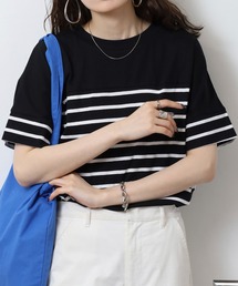 パネルボーダー風半袖トップス