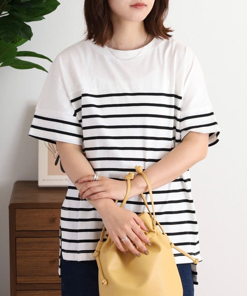 atONE(アットワン)の「パネルボーダー風半袖トップス(Tシャツ/カットソー・レディース・ホワイト×ブラック/ブラック×ホワイト・LL~3L/4L~5L/M-L)」の11枚目の写真