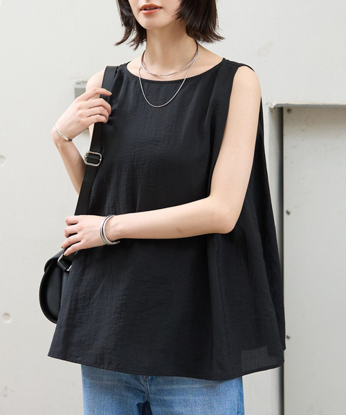 Rouge vif(ルージュヴィフ)の「前後2WAYパールノースリブラウス(シャツ/ブラウス・レディース・ホワイト/ベージュ/ブラック・フリー)」の1枚目の写真