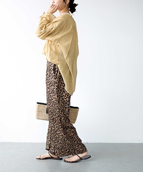 Jines（ジネス）の「レオパード柄ワイドパンツ（その他パンツ・レディース・キャメル/ホワイト・38）」の4枚目の写真