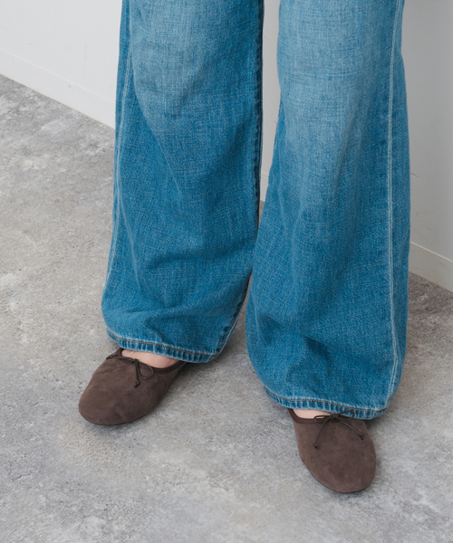 Spick & Span(スピックアンドスパン)の「Spick & Span スエードバレリーナ(バレエシューズ・レディース・ブラウン/レッド・23cm/23.5cm/24cm/24.5cm)」の3枚目の写真