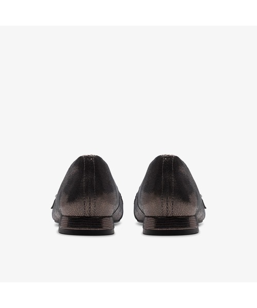 Clarks（クラークス）の「Sensa15 Strap / センサ15ストラップ（メタリック）（パンプス・レディース・シルバー・UK6/UK5.5/UK5/UK4.5/UK4/UK3.5/UK3）」の5枚目の写真