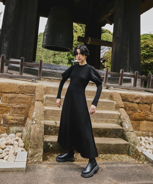 CUBE SLEEVE FLARE OP（ワンピース）｜OMMO（オーエムエムオー）の