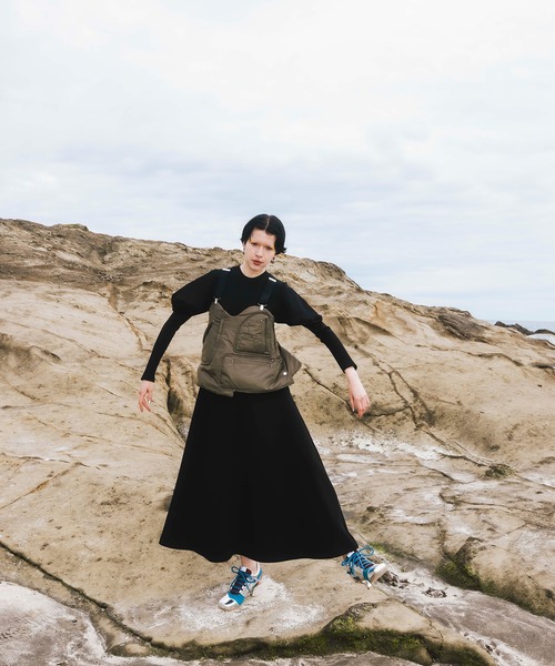 CUBE SLEEVE FLARE OP（ワンピース）｜OMMO（オーエムエムオー）の