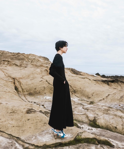 CUBE SLEEVE FLARE OP（ワンピース）｜OMMO（オーエムエムオー）の