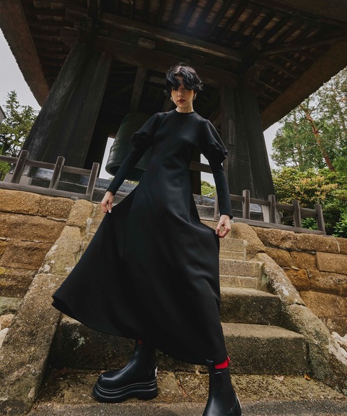 CUBE SLEEVE FLARE OP（ワンピース）｜OMMO（オーエムエムオー）の