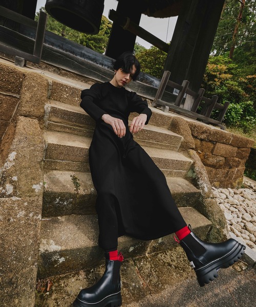 OMMO（オーエムエムオー）の「CUBE SLEEVE FLARE OP（ワンピース・レディース・レッド/ブラック/グレー・36/38）」の9枚目の写真