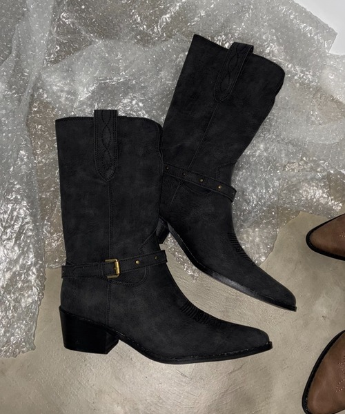 SHAGGIE（シャギー）の「【ViVi掲載】ストラップ付きウエスタンショートブーツ（ブーツ・レディース・ブラック/ブラウン/ホワイト・X-LARGE/LARGE/MEDIUM/SMALL）」の3枚目の写真