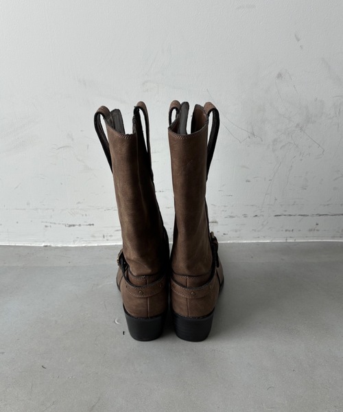 SHAGGIE（シャギー）の「【ViVi掲載】ストラップ付きウエスタンショートブーツ（ブーツ・レディース・ブラック/ブラウン/ホワイト・X-LARGE/LARGE/MEDIUM/SMALL）」の11枚目の写真