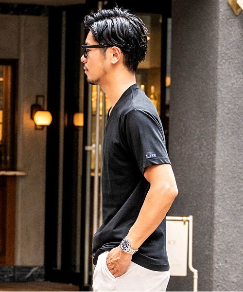 SILVER BULLET(シルバーバレット)の「『CavariA/キャバリア』シルケット加工Vネックネック半袖Tシャツ(Tシャツ/カットソー・メンズ・ホワイト/ブラック・L/XL/M)」の7枚目の写真