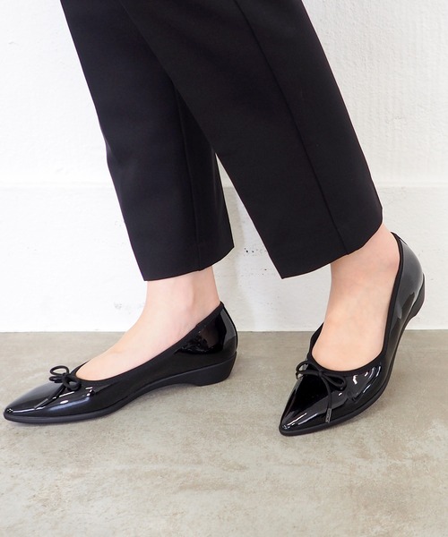 cava cava（サヴァサヴァ）の「晴雨兼用｜バレエシューズ　7305433（バレエシューズ・レディース・グレイッシュベージュ/ブラック/クリアブラック/ブルー・22.5cm/24.5cm/24cm/23.5cm/23cm）」の12枚目の写真