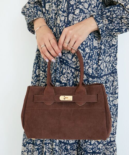 le.coeur blanc(ルクールブラン)の「スエードスクエアトート(トートバッグ・レディース・ブラウン/ベージュ・FREE)」の19枚目の写真