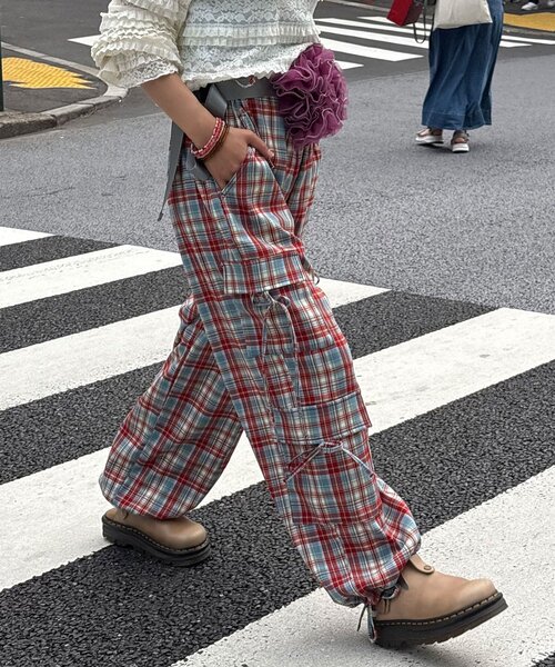 HELLO.SANFRANCISCO(ハローサンフランシスコ)の「【HELLO.SANFRANCISCO/ハローサンフランシスコ】チェックカーゴパンツ(その他パンツ・レディース・グリーン/レッド/オレンジ・MEDIUM/SMALL)」の14枚目の写真