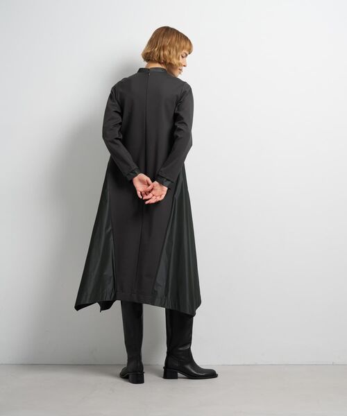 LANVIN en Bleu（ランバンオンブルー）の「アシンメトリーヘムコンビワンピース（ワンピース・レディース・ブラック/チャコールグレー・36/38）」の8枚目の写真