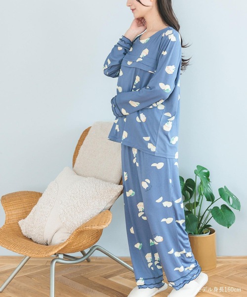 fran de lingerie(フランデランジェリー)の「tororelax とろリラ 胸元タック長袖プルオーバー&リラックスロングパンツ かぶり上下セット(ルームウェア/パジャマ・レディース・コーラルピンク/アイボリー/ブラック/ネイビー・M-L)」の6枚目の写真
