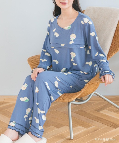 fran de lingerie(フランデランジェリー)の「tororelax とろリラ 胸元タック長袖プルオーバー&リラックスロングパンツ かぶり上下セット(ルームウェア/パジャマ・レディース・コーラルピンク/アイボリー/ブラック/ネイビー・M-L)」の7枚目の写真