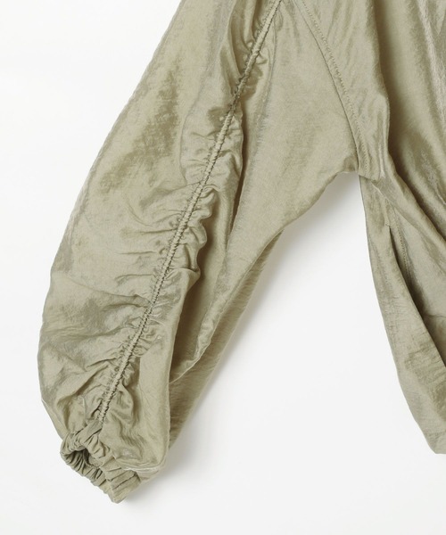 LEPSIM(レプシィム)の「ドロストギャザーシャツブルゾン 578431(ブルゾン・レディース・カーキ/ブラック・FREE)」の6枚目の写真