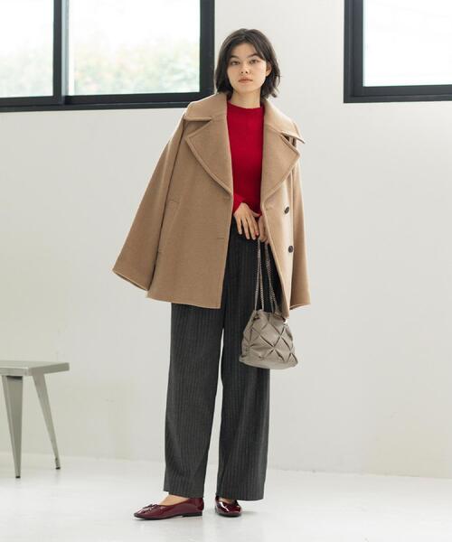 OPAQUE.CLIP(オペークドットクリップ)の「【2WAY】ラム調合皮巾着ミニショルダーバッグ(ショルダーバッグ・レディース・ブラック/ナチュラル・00)」の5枚目の写真