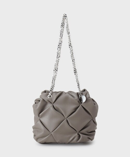 OPAQUE.CLIP(オペークドットクリップ)の「【2WAY】ラム調合皮巾着ミニショルダーバッグ(ショルダーバッグ・レディース・ブラック/ナチュラル・00)」の10枚目の写真