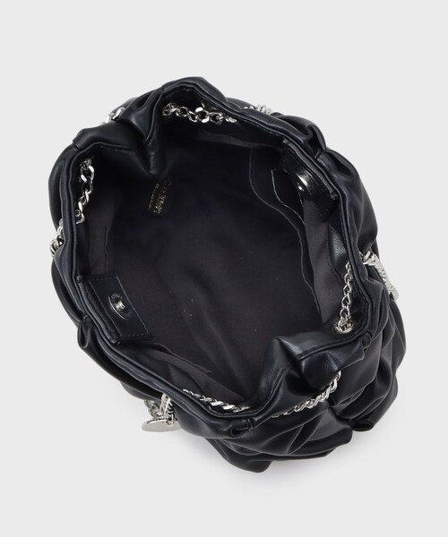 OPAQUE.CLIP(オペークドットクリップ)の「【2WAY】ラム調合皮巾着ミニショルダーバッグ(ショルダーバッグ・レディース・ブラック/ナチュラル・00)」の14枚目の写真