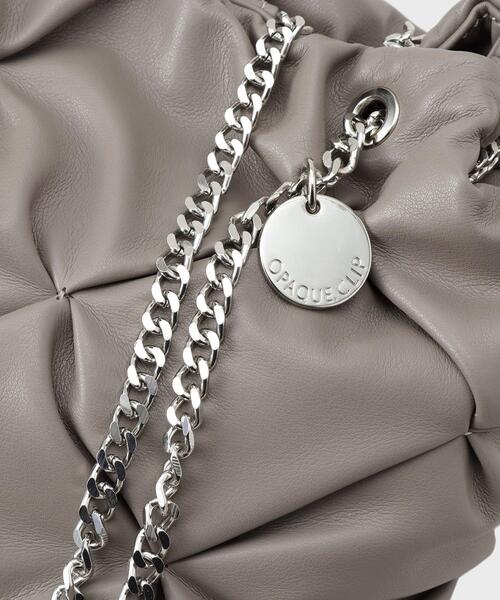 OPAQUE.CLIP(オペークドットクリップ)の「【2WAY】ラム調合皮巾着ミニショルダーバッグ(ショルダーバッグ・レディース・ブラック/ナチュラル・00)」の19枚目の写真