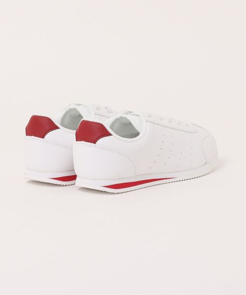 MAD FOOT(マッドフット)の「MADFOOT! マッドフット キッズ カジュアルスニーカー ゴムシューレース 子供靴 250028(スニーカー・キッズ・ホワイト×ブラック/ホワイト×レッド・20.0cm/21.0cm/22.0cm/23.0cm/24.0cm)」の3枚目の写真