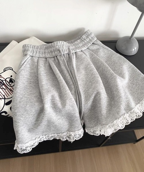 frunco(フランコ)の「【ZOZO限定】レース付きスエットハーフパンツ(その他パンツ・レディース・ネイビー/グレー・MEDIUM)」の2枚目の写真