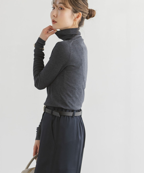 NOBLE ELENI×THENIMEタートル Noble（ノーブル）の「ファインゲージリブタートル（ニット/セーター