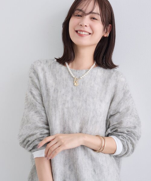 INDIVI(インディヴィ)の「【キッドモヘヤ素材】ラウンドヘムニット(ニット/セーター・レディース・ピンク/ブラック/サックスブルー系5/ライトグレー系8・05/38/13/15 )」の2枚目の写真