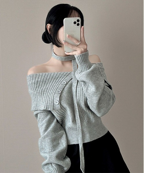 Mejoul（メジュール）の「【2025秋冬新作】【チョーカーマフラー付】2WAYワンショルニットトップス（ニット/セーター・レディース・グレー/アイボリー/ブラウン/ブラック・F）」の4枚目の写真