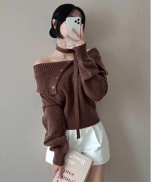 Mejoul（メジュール）の「【2025秋冬新作】【チョーカーマフラー付】2WAYワンショルニットトップス（ニット/セーター・レディース・グレー/アイボリー/ブラウン/ブラック・F）」の9枚目の写真