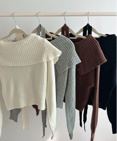 Mejoul（メジュール）の「【2025秋冬新作】【チョーカーマフラー付】2WAYワンショルニットトップス（ニット/セーター・レディース・グレー/アイボリー/ブラウン/ブラック・F）」の10枚目の写真