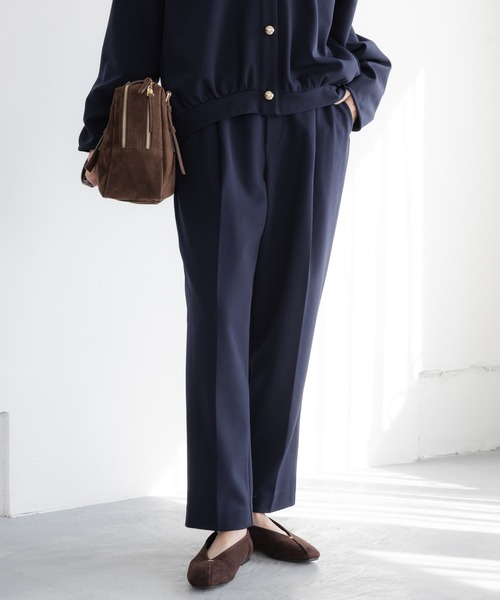 Elura(エルーラ)の「サマ見えあったかテーパードパンツ/593422(その他パンツ・レディース・ブラック/ネイビー/キャメル/ホワイト・LARGE/MEDIUM/FREE(S))」の3枚目の写真