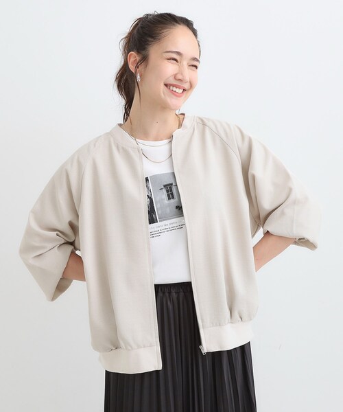 SHOO・LA・RUE（シューラルー）の「【洗濯機可/S-LL】さっと羽織れる 軽量リブブルゾン（ブルゾン・レディース・ベージュ/ブラック/ダークブラウン・04/03/02/01）」の22枚目の写真