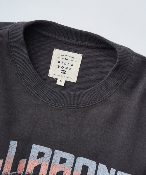 BILLABONG(ビラボン)の「BILLABONG レディース GRAPHIC LOOSE FIT CR トレーナー 【LOOSE FIT】【2025年秋冬モデル】/ビラボンルーズフィットプルオーバースウェットトレーナー(スウェット・レディース・ブルー系その他/ローズ/アイボリー/オフホワイト・MEDIUM/LARGE)」の9枚目の写真