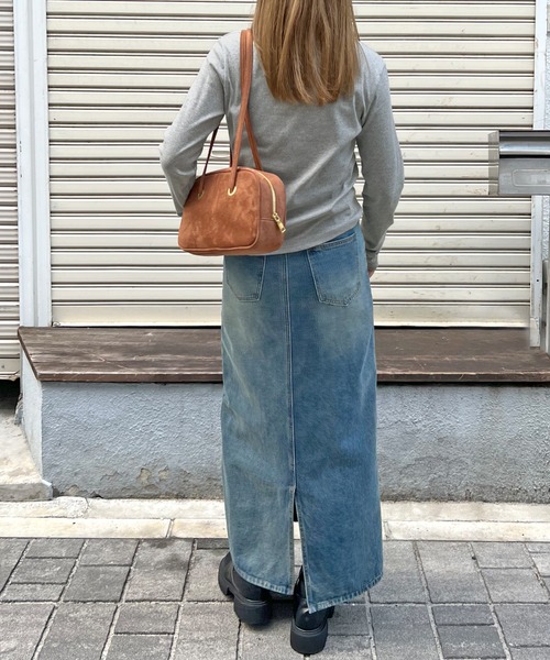 ABYS(アビス)の「ワンポイント刺繍クルーネックロンT(Tシャツ/カットソー・レディース・杢グレー/グレー/ネイビー・SHORT/LONG)」の6枚目の写真