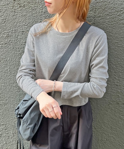 ABYS(アビス)の「ワンポイント刺繍クルーネックロンT(Tシャツ/カットソー・レディース・杢グレー/グレー/ネイビー・SHORT/LONG)」の11枚目の写真