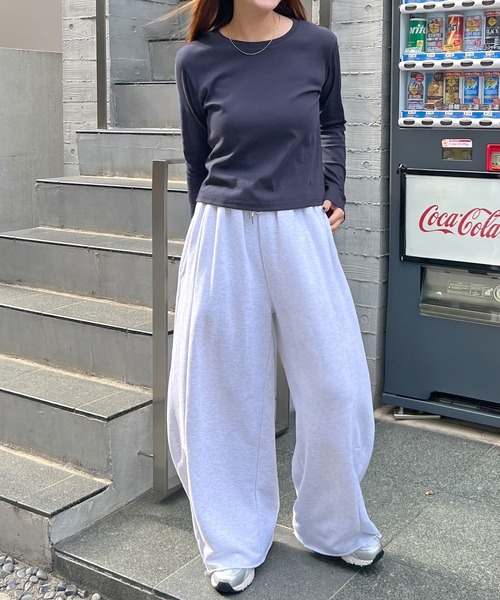 ABYS(アビス)の「ワンポイント刺繍クルーネックロンT(Tシャツ/カットソー・レディース・杢グレー/グレー/ネイビー・SHORT/LONG)」の14枚目の写真
