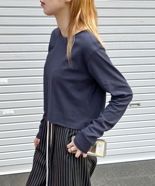 ABYS(アビス)の「ワンポイント刺繍クルーネックロンT(Tシャツ/カットソー・レディース・杢グレー/グレー/ネイビー・SHORT/LONG)」の20枚目の写真