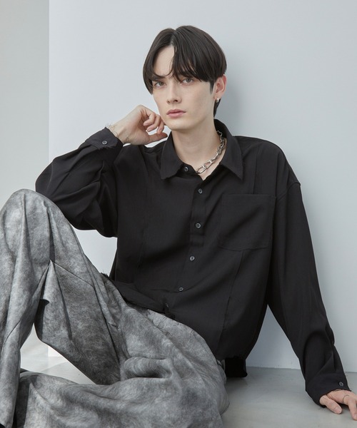 Spielio(シュピーリオ)の「【Spielio】Fray Edge Shirt / カットオフデザインシャツ(シャツ/ブラウス・メンズ・アイボリー/ブラック/ブルーグレー・L/M/S)」の5枚目の写真