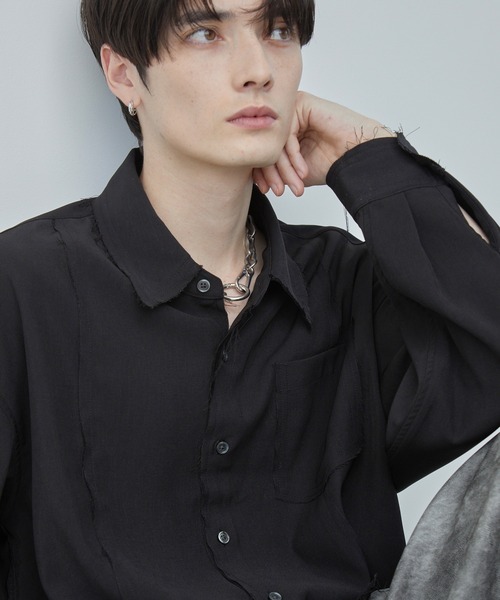 Spielio(シュピーリオ)の「【Spielio】Fray Edge Shirt / カットオフデザインシャツ(シャツ/ブラウス・メンズ・アイボリー/ブラック/ブルーグレー・L/M/S)」の15枚目の写真