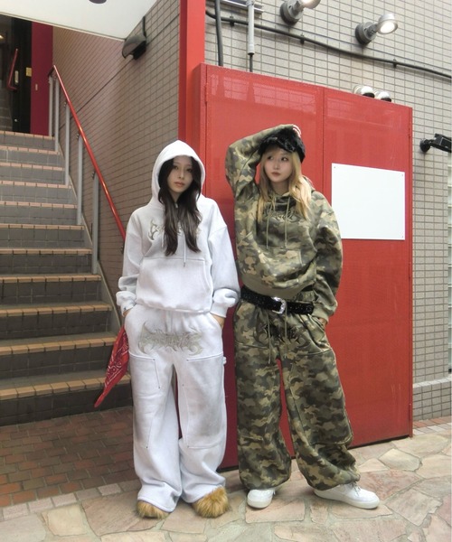 centimeter(センチメーター)の「Tribal logo double knee sweat pants(スウェットパンツ・メンズ・グレー/カモフラージュ/ブラック・SMALL/LARGE/MEDIUM)」の11枚目の写真