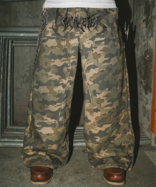 centimeter(センチメーター)の「Tribal logo double knee sweat pants(スウェットパンツ・メンズ・グレー/カモフラージュ/ブラック・SMALL/LARGE/MEDIUM)」の8枚目の写真