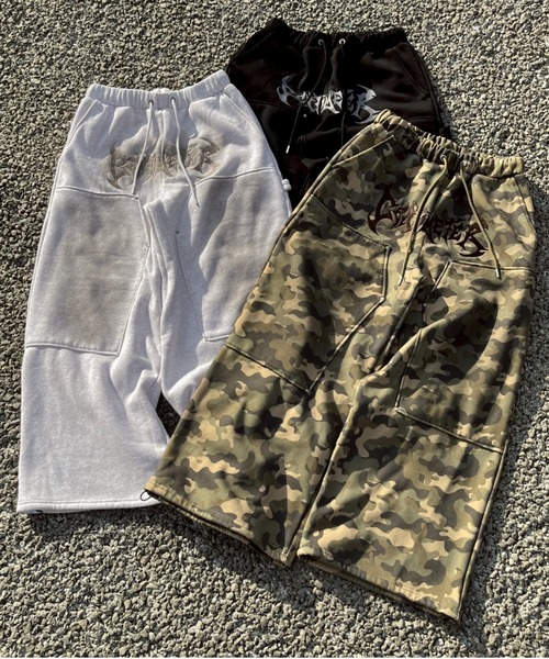 centimeter(センチメーター)の「Tribal logo double knee sweat pants(スウェットパンツ・メンズ・グレー/カモフラージュ/ブラック・SMALL/LARGE/MEDIUM)」の13枚目の写真