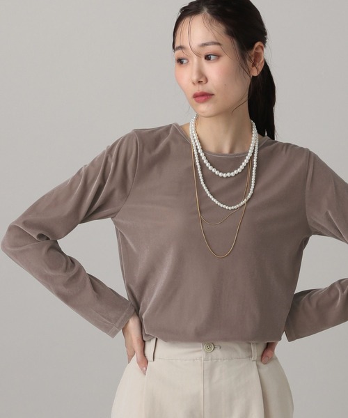 GLOBAL WORK(グローバルワーク)の「MATINEE LINE/シアーベロア長袖T/598082(Tシャツ/カットソー・レディース・グレイッシュベージュ/ブラック/ダークブラウン/グレー系その他・MEDIUM/LARGE)」の3枚目の写真