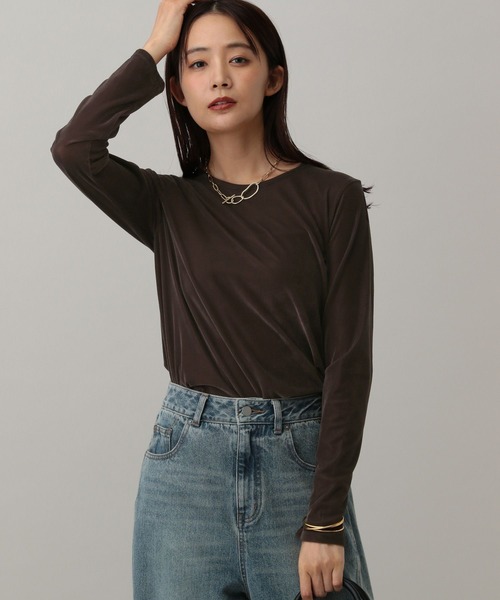 GLOBAL WORK(グローバルワーク)の「MATINEE LINE/シアーベロア長袖T/598082(Tシャツ/カットソー・レディース・グレイッシュベージュ/ブラック/ダークブラウン/グレー系その他・MEDIUM/LARGE)」の5枚目の写真
