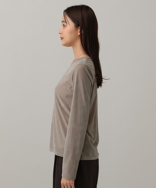 GLOBAL WORK(グローバルワーク)の「MATINEE LINE/シアーベロア長袖T/598082(Tシャツ/カットソー・レディース・グレイッシュベージュ/ブラック/ダークブラウン/グレー系その他・MEDIUM/LARGE)」の10枚目の写真